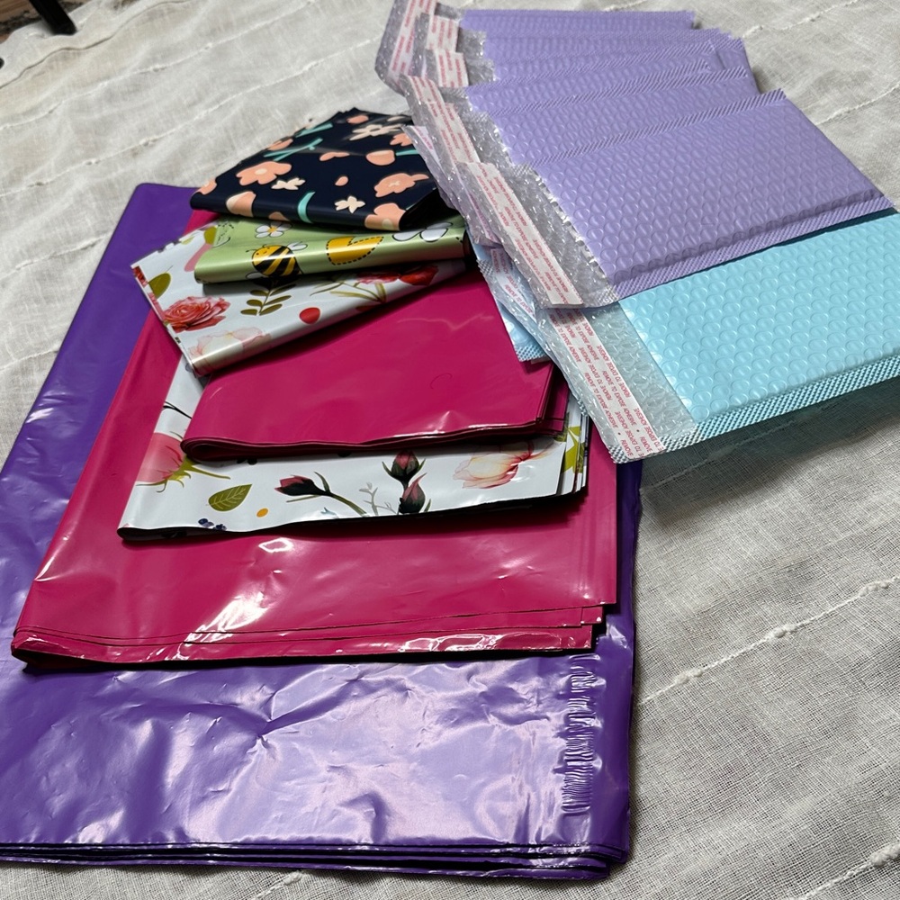 100 Items Poly Mailers & Bubble Pouch Shipping Supplies Assorted Sizes & Colors - Picture 14 of 14